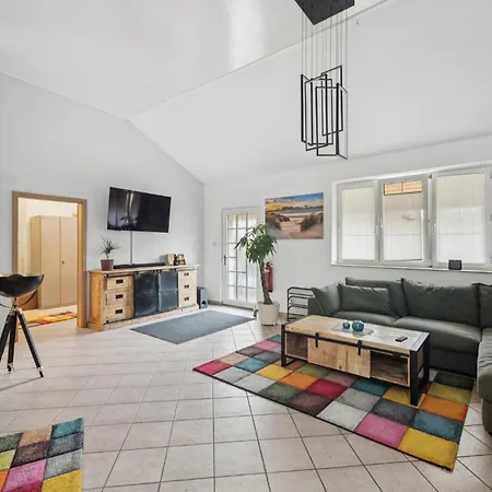 Pet Friendly In Steinebach With Wifi Steinebach/Sieg